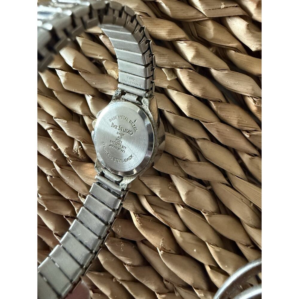 Vintage Bay Studio Watch Lot of 3 | Women’s Fashion Watches | Gold Tone | Repair - Picture 6 of 6